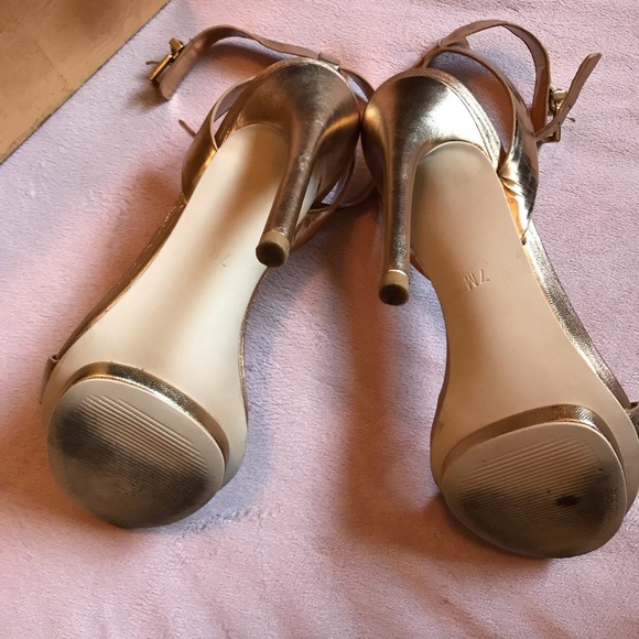 Gold BCBGMAXAZRIA Sandals/ Heels - Size 7 - Picture 12 of 14